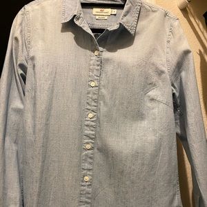 Vineyard Vines chambray shirt